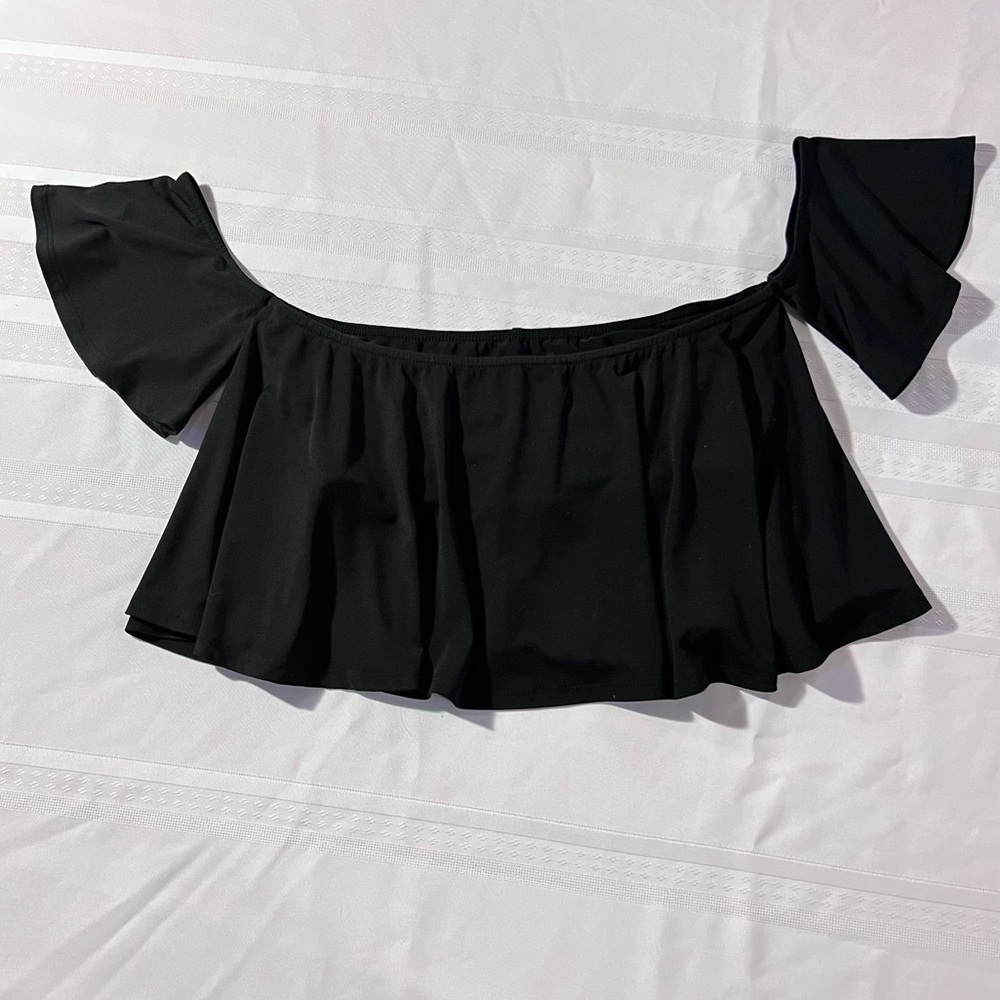 Womens Black Flowy Crop Top